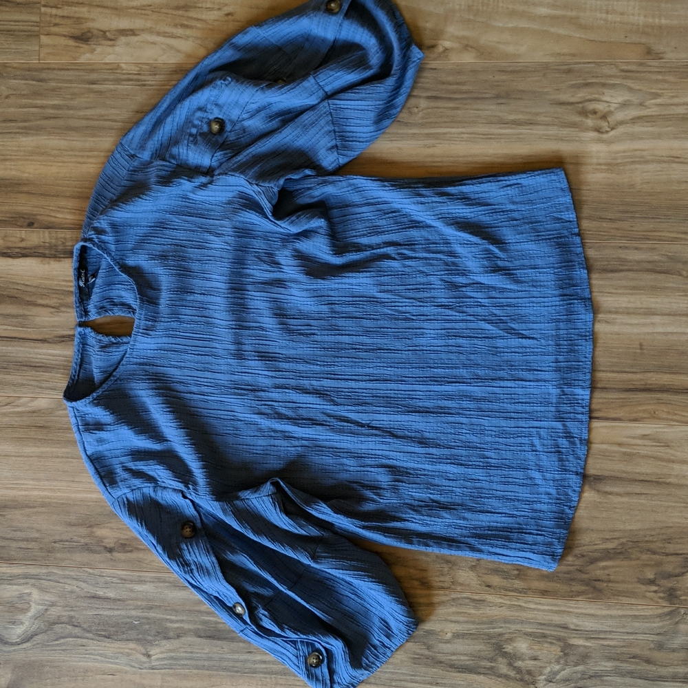 Small Baby Blue Top with Puffed Sleeves